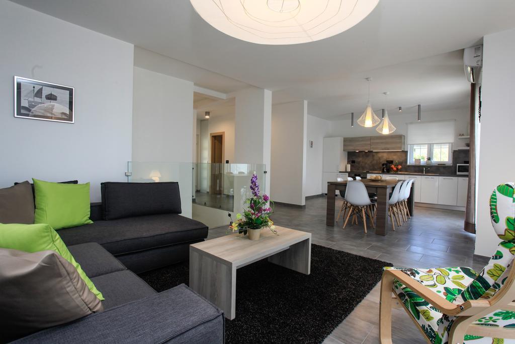 Apartments Fiora プレマントゥーラ エクステリア 写真