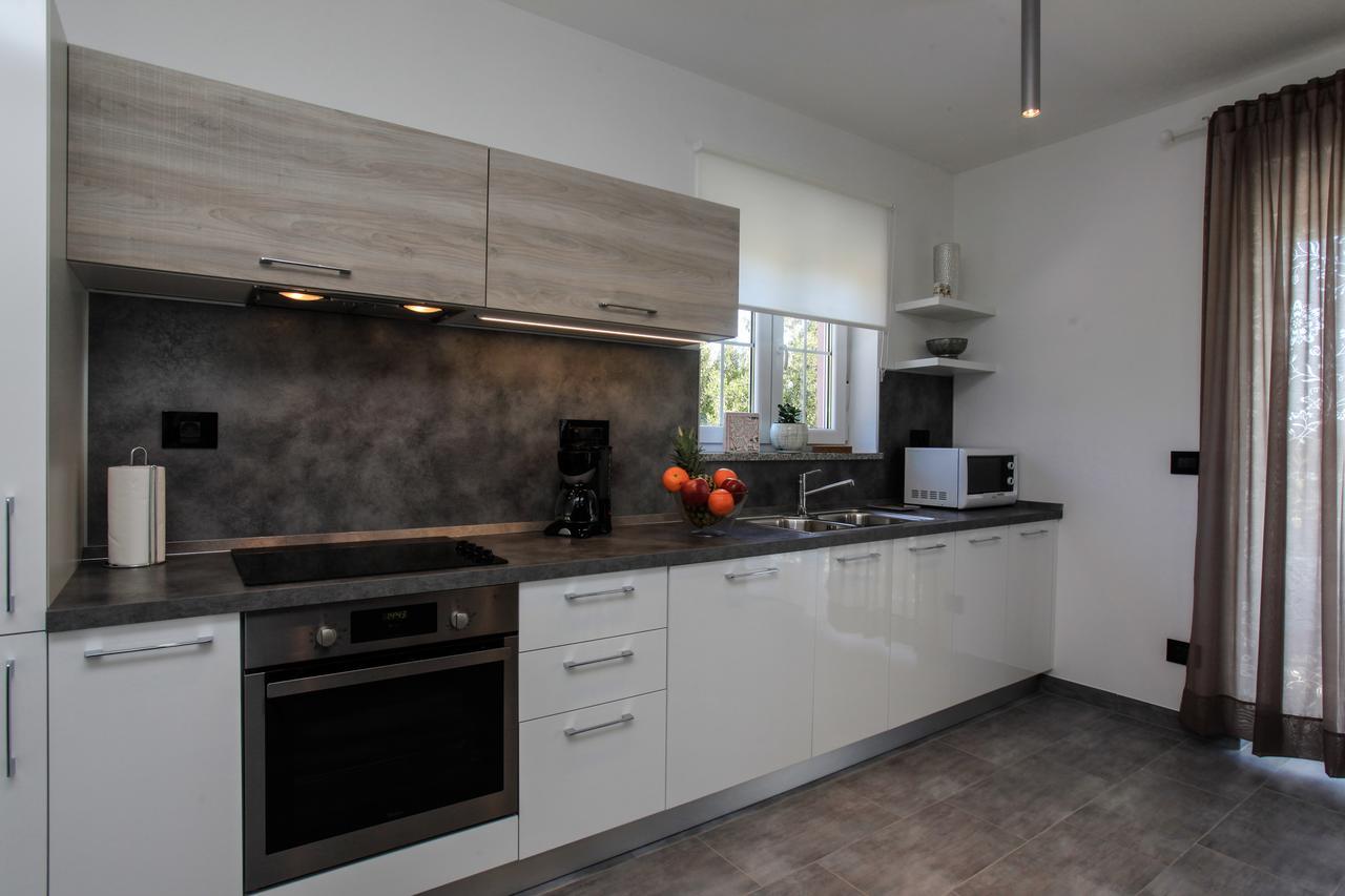 Apartments Fiora プレマントゥーラ エクステリア 写真