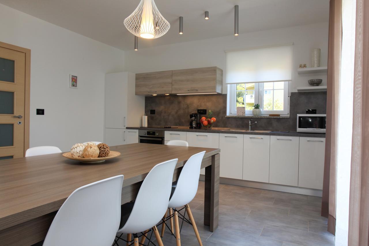 Apartments Fiora プレマントゥーラ エクステリア 写真