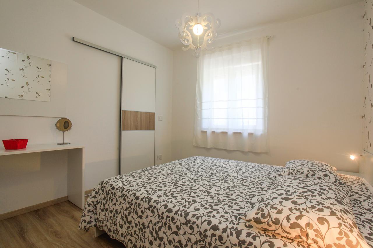 Apartments Fiora プレマントゥーラ エクステリア 写真